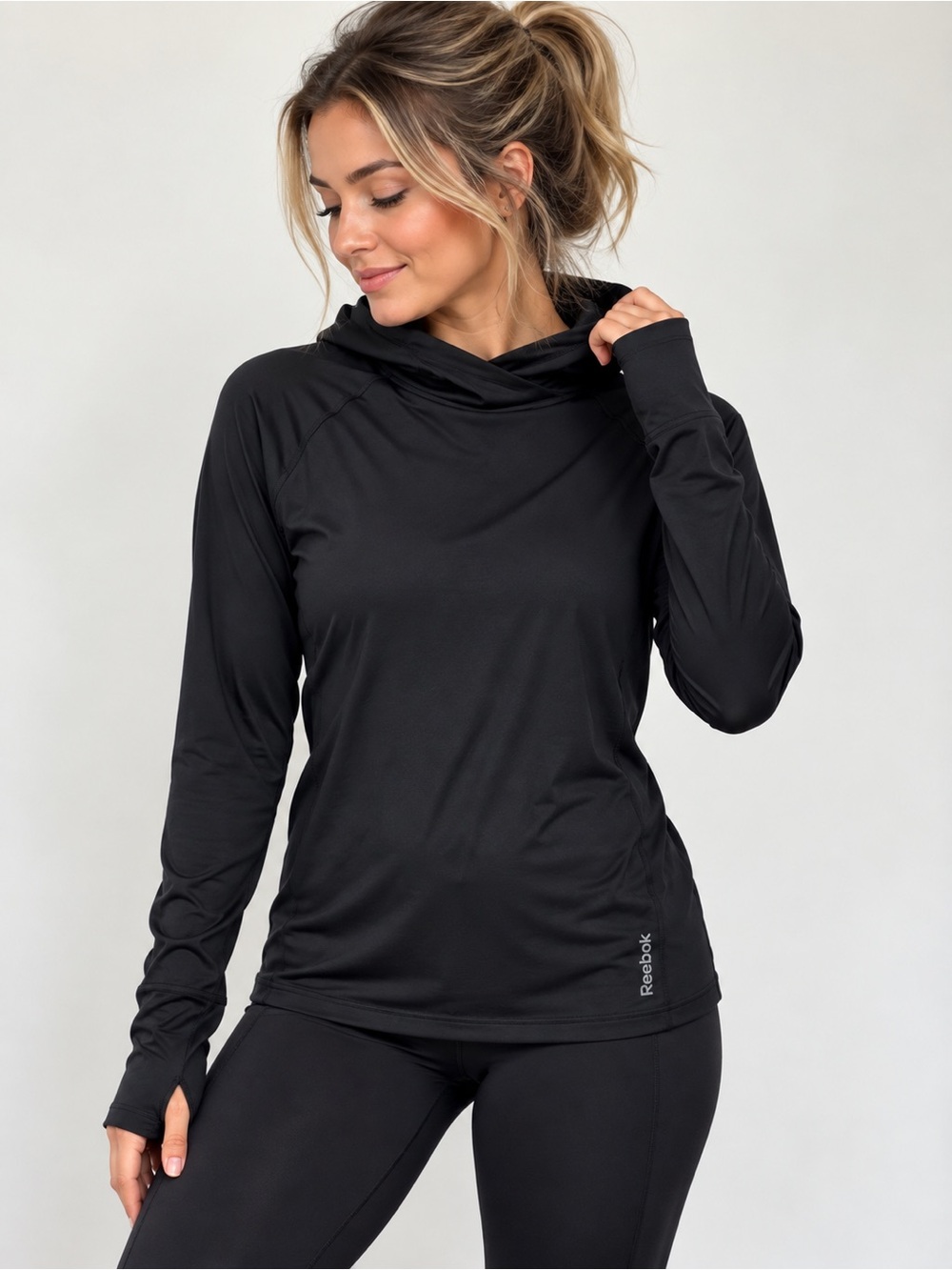 Reebok Black PlayDry Hooded Athletic Pullover Long Sleeve Thumbholes